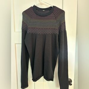Lululemon Men’s Sweater - Medium